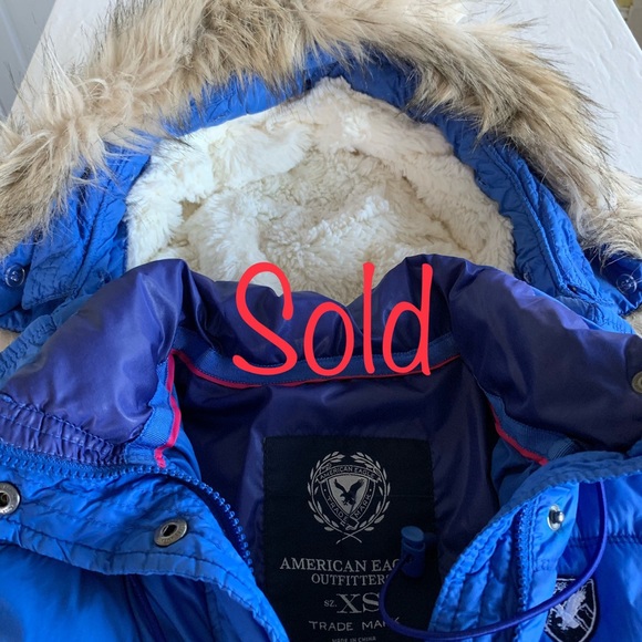American Eagle Puffer Jacket - Picture 1 of 8